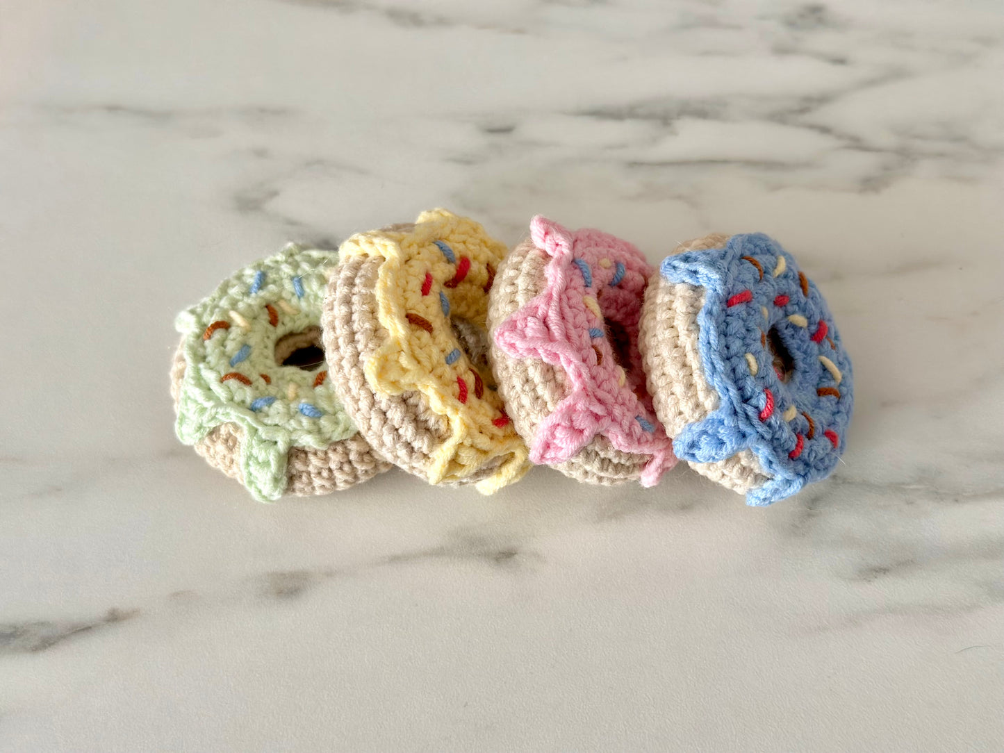 Lot de 4 mini donuts au crochet – Spécial chats gourmands 🍩🐾
