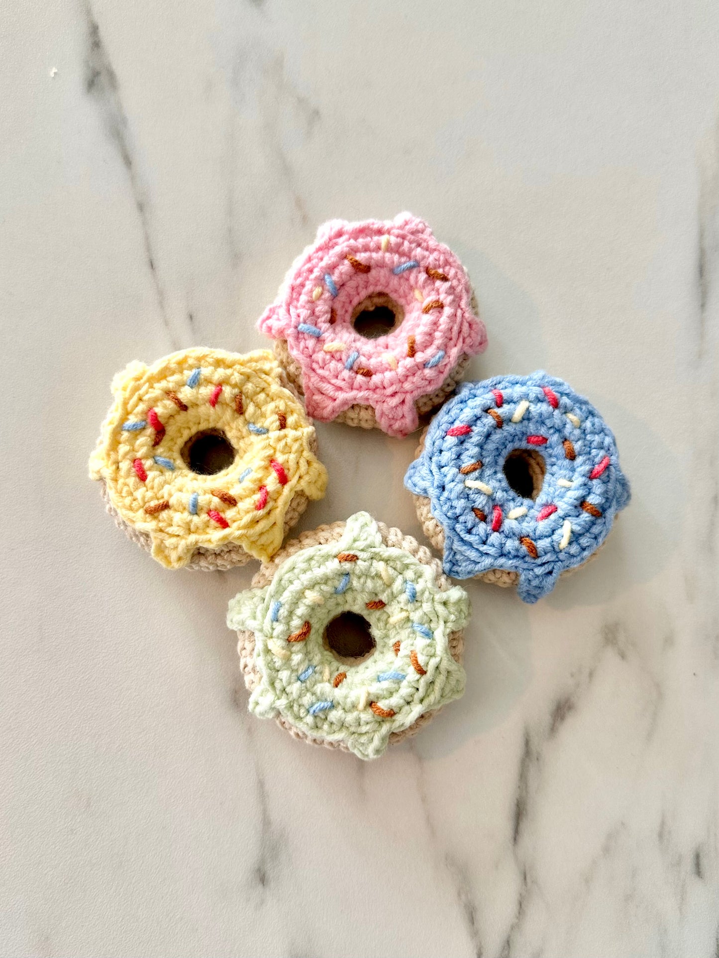 Lot de 4 mini donuts au crochet – Spécial chats gourmands 🍩🐾